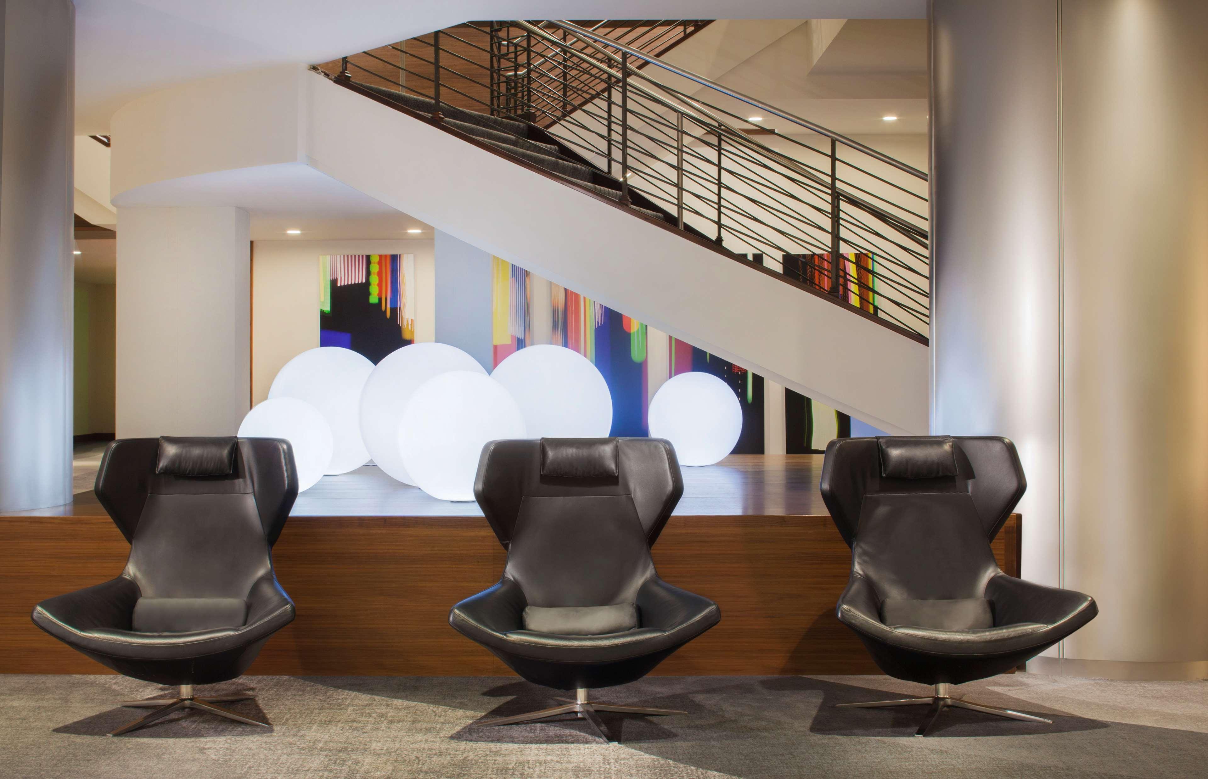 Hotel Hyatt Regency International Airport 3*